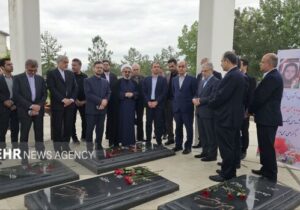 وزیر علوم وارد گیلان شد