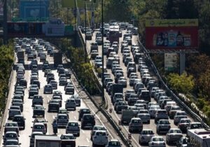 وضعیت ترافیک معابر و بزرگراه های شهر تهران / ترافیک سنگین در این معابر گزارش شد