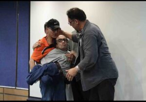 وفادارترین تماشاگران تئاتر تجلیل شدند؛ طرح نکاتی درباره تبلیغات تئاتر