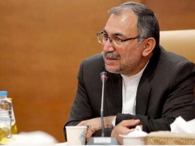 پاکمهر:مجلس رفع موانع تولید و بهبود معیشت مردم را با جدیت دنبال میکند