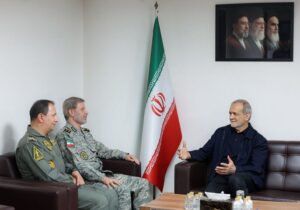 پزشکیان: ارتش با آمادگی عملیاتی بالا اقتدار کشور را به نمایش گذاشت