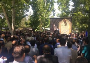 آئین وداع با پیکر هنرمند عرصه موسیقی لرستان برگزار شد