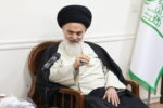 آیت الله حسینی بوشهری: بار گرانی باید از دوش مردم برداشته شود