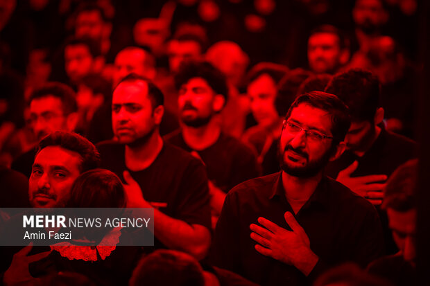 ایوان در سوگ محرم؛ فعالیت ۶۲ هیئت مذهبی در سطح شهرستان ایوان در سوگ محرم؛ فعالیت ۶۲ هیئت مذهبی در سطح شهرستان