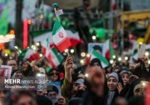 با پرچم ایران به مهمانی غدیر بیایید؛ این مراسم برای همه است