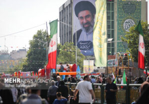 بیعت در امتداد بعثت؛تهرانی‌ها در مهمانی کیلومتری غدیر سنگ تمام گذاشتند