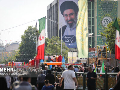 بیعت در امتداد بعثت؛تهرانی‌ها در مهمانی کیلومتری غدیر سنگ تمام گذاشتند