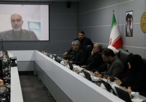 تاکید نمایندگان بر ضرورت حمایت از واحدهای آسیبدیده و کاهش قیمت خودرو