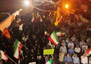 تداوم حضور مردم بهاباد در قرارهای شبانه بیعت با رهبر انقلاب