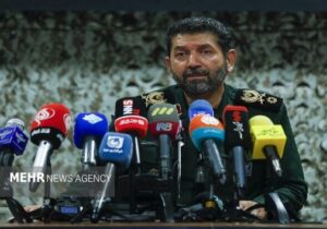 حسنزاده: روز تشییع پیکر مطهر رهبر شهید انقلاب تهران تعطیل خواهد بود