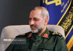 حضور در خیابان را تا زمانی که مقام معظم رهبری اراده می‌کنند؛ حفظ کنید