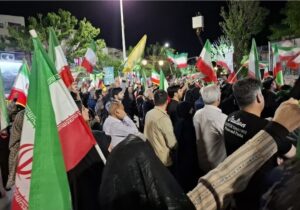 خیابانهای تویسرکان صحنه نمایشِ «ایستادگی»