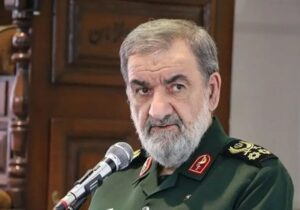 سرلشکر رضایی: پاسخ هر شلیکی، رگباری از موشک و پهپاد است