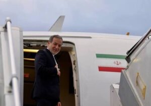 سفر وزیر امور خارجه به بغداد