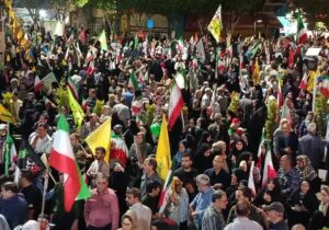 صد و نهمین تجمع حماسی مردم خمین با نوای یا حسین(ع) در شب سوم محرم