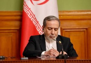 عراقچی: هیچ‌کس نمی‌تواند حزب‌الله را حذف کند یا نادیده بگیرد