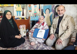 «فراتهران» به جزیره هرمز رسید؛ بررسی مشکلات هنرمندان و طرح چند نکته