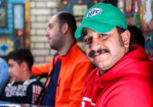 فکر می‌کنند اینستاگرام باعث شهرتم شده‌است؛ مستندسازی در مشهد