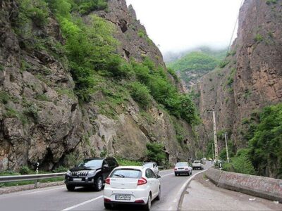محدودیت ترافیکی در جاده چالوس / مسیر از ساعت ۱۶ یکطرفه میشود