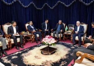 مومنی: هدفگذاری تجارت ۱۰ میلیارد دلاری ایران و پاکستان عملیاتی میشود