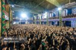 نوحه خوانی «راغب» در مسجد حظیره یزد همزمان با روز تاسوعای حسینی