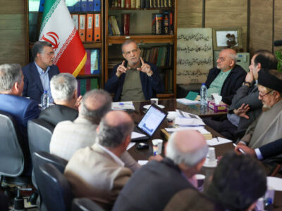 پزشکیان: حکمرانی سلامت از درمان‌محوری به سلامت جامعه‌محور تغییر کند
