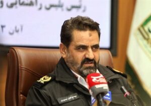 توصیه پلیس به زائران مراسم امام شهید / خودروها را در پارکینگ‌های ورودی تهران پارک کنید