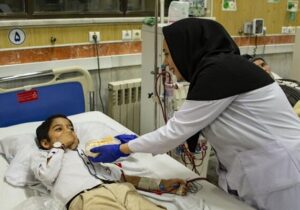معاون وزیر بهداشت: ۳۰ هزار نفر در حوزه پرستاری جذب میشوند