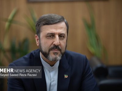 آلودگی نفتی سواحل جزیره قشم ناشی از آثار تجاوز نظامی خارجی است