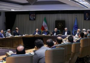 استفاده از ظرفیت نخبگان برای خنثی‌سازی تحریم‌ها/ مهار تورم در اولویت