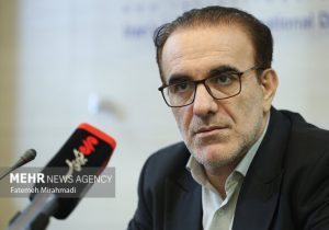 رئیسزاده: ۳۰۰ صفحه متخلف تبلیغات پزشکی تعطیل شد