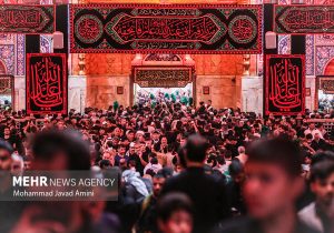 عزاداری ایرانیها در بین الحرمین با مداحی حسین ستوده