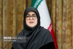 مهاجرانی: سرمایه اصلی دولت، همراهی صادقانه و تلاش بیوقفه کارمندان است