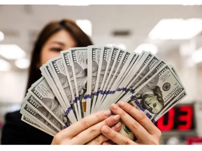 هشدار پزشکیان به بازار ارز رسید/ کانال ۲۱۰ هزار تومانی دلار نزدیک است؟