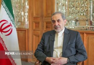 ولایتی: امروز خانواده آمریکایی هزینه قمار سردمدارانش را نقداً میدهد