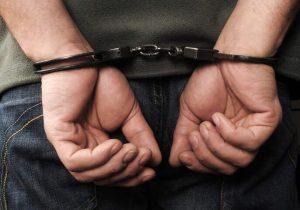 پلاک خودرو برای اجبار خریدار به تعویض پلاک سرقت شد