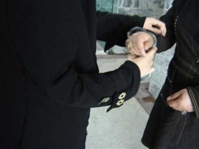 کشف ۵ کیلوگرم تریاک در میانه؛ ۲ زن قاچاقچی دستگیر شدند