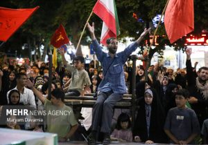 گالیکشی‌ها صدوهشتادویکمین شب را با حضور در میدان رقم زدند