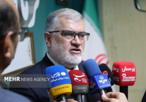 ۱۲۰۰مدرسه و ۷۰۰ مسجد در استان تهران به سامانه‌های خورشیدی مجهز می شوند