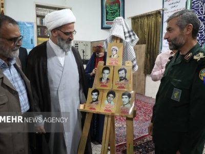 ۳۲ کتاب از خاطرات شهدای خورزان دامغان رونمایی شد