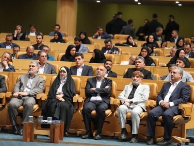 بهروزآذر: دولت در حال حرکت به سمت توسعه بنگاههای اقتصادی پایدار است