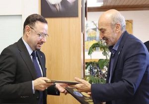 تمدید تفاهم نامه همکاری بین دانشگاه تهران و دانشگاه مستنصریه بغداد