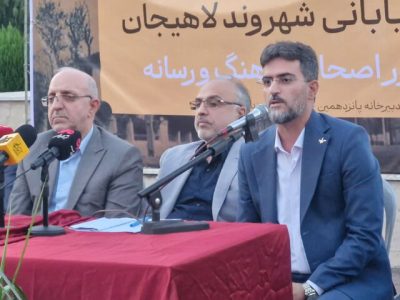 کامیونت تماشاخانه سیار کانون مهمان جشنواره تئاتر شهروند لاهیجان می‌شود