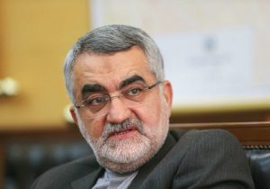بروجردی: سیاست کشور تغییرناپذیر است؛ از موضعمان کوتاه نمیآییم