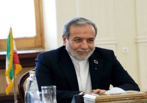 عراقچی: ایران قاطعانه از منافع و امنیت ملی خود دفاع میکند