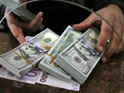 هشدار کارشناس بازارهای مالی درباره قیمت دلار؛ خرید هیجانی در این سطوح خطرناک است